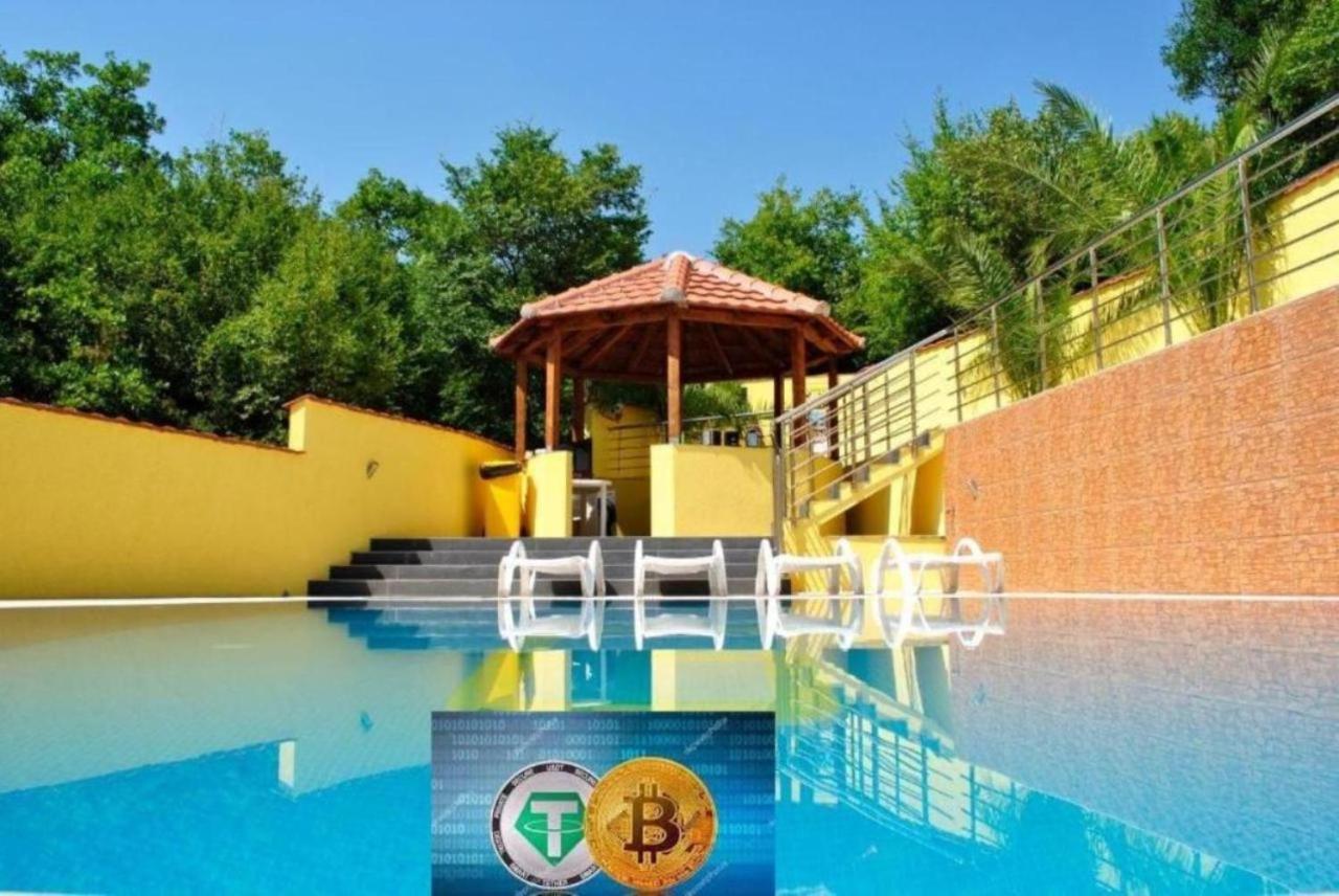 Crypto Villa G تْشيرسيك نوفي المظهر الخارجي الصورة