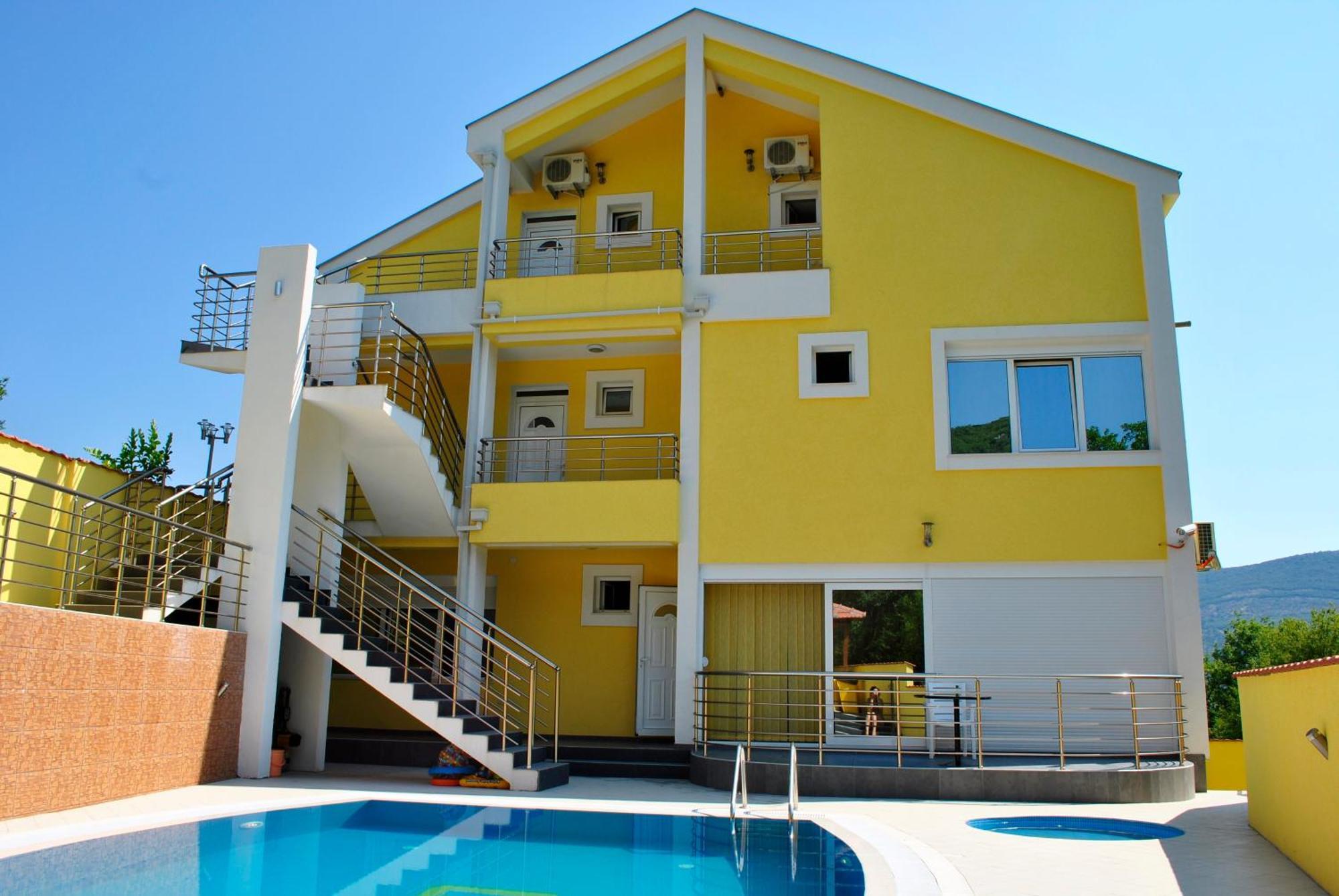 Crypto Villa G تْشيرسيك نوفي المظهر الخارجي الصورة